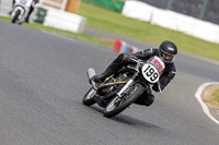 Vintage-motorcycle-club;eventdigitalimages;mallory-park;mallory-park-trackday-photographs;no-limits-trackdays;peter-wileman-photography;trackday-digital-images;trackday-photos;vmcc-festival-1000-bikes-photographs